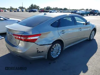 2015 Toyota Avalon Hybrid XLE Touring with VIN 4T1BD1EB8FU037890, listed as a IAAI auction lot 41400252 with 161,914 mi miles. Bid and sale history available at carsss.com. Image 4.