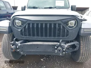 2019 Jeep Wrangler Unlimited Sahara with VIN 1C4HJXEN5KW542403, listed as a IAAI auction lot 42159197 with 60,378 mi miles and . Bid and sale history available at DreamBid. Image 6.