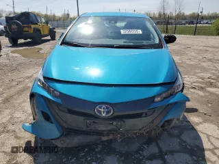 2017 Toyota Prius Plus z VIN JTDKARFP8H3047446, wystawiony jako Copart lot #52586335 z przebiegiem 63 852 mil mil oraz Szkoda całkowita • Salvage title. Historia ofert i sprzedaży dostępna na DreamBid. Obrazek 5.
