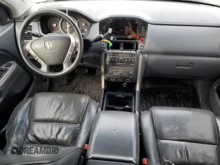 2006 Honda Pilot EX-L with VIN 2HKYF18706H556555, listed as a Copart auction lot 42933585 with 132,080 mi miles and Salvage Title. Bid and sale history available at DreamBid. Image 8.