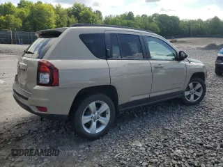 2017 Jeep Compass Sport SE with VIN 1C4NJCBA4HD123119, listed as a Copart auction lot 58787565 with 104,500 mi miles and Salvage title. Bid and sale history available at DreamBid. Image 3.
