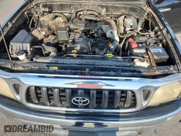 2002 Toyota Tacoma with VIN 5TEWM72NX2Z051332, listed as a Copart auction lot 66688465 with 185,611 mi miles and Clean title. Bid and sale history available at DreamBid. Image 11.