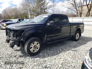 2015 Ford F-150 XLT with VIN 1FTEX1E82FFC01698, listed as a Copart auction lot 50373585 with 170,521 mi miles and Clean Title. Bid and sale history available at carsss.com. Image 1.