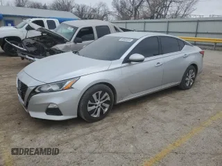 2019 Nissan Altima 2.5 S with VIN 1N4BL4BV2KC239752, listed as a Copart auction lot 86565644 with 182,447 mi miles and Salvage Title. Bid and sale history available at carsss.com. Image 1.