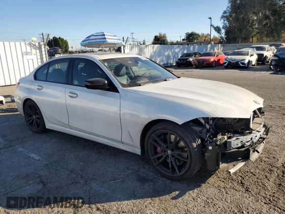 2022 BMW 3 Series M340i with VIN 3MW5U7J05N8C58784, listed as a Copart auction lot 82155364 with 23,376 mi miles and Salvage Title. Bid and sale history available at carsss.com. Image 4.