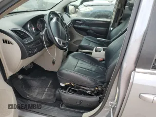 2014 Chrysler Town & Country Touring with VIN 2C4RC1BGXER395493, listed as a Copart auction lot 64263214 with 142,844 mi miles and Salvage Title. Bid and sale history available at DreamBid. Image 7.