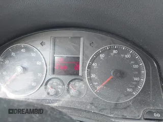 2008 Volkswagen Jetta S z VIN 3VWHM71K28M170401, wystawiony jako IAAI lot #42467678 z przebiegiem 181 028 mil mil oraz . Historia ofert i sprzedaży dostępna na DreamBid. Obrazek 7.
