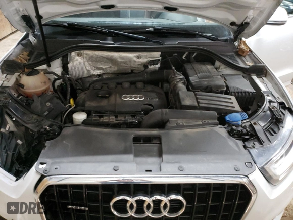 2015 Audi Q3 Prestige with VIN WA1GFCFS9FR007535, listed as a Copart auction lot 52311665 with 137,653 mi miles and Clean title. Bid and sale history available at DreamBid. Image 12.