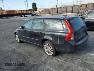2009 Volvo V50 2.4L с VIN YV1MW390992466607, выставлен на аукционе Copart как лот 71972384 с пробегом 93 568 миль миль и Чистый • Clean title. История ставок и продаж доступна на DreamBid. Изображение 2.