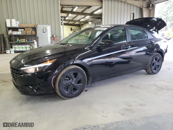 2022 Hyundai Elantra Essential with VIN KMHLM4AG0NU350745, listed as a Copart auction lot 82744014 with 29,633 mi miles and Salvage Title. Bid and sale history available at carsss.com. Image 1.