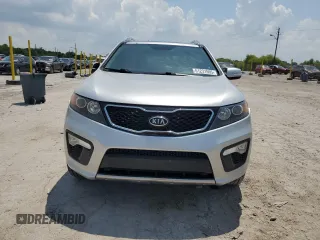 2013 Kia Sorento SX with VIN 5XYKWDA29DG374489, listed as a Copart auction lot 61231695 with 162,579 mi miles and Non repairable. Bid and sale history available at DreamBid. Image 5.