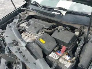 2012 Toyota Camry L z VIN 4T1BF1FKXCU532967, wystawiony jako IAAI lot #43080051 z przebiegiem 167 064 mil mil oraz . Historia ofert i sprzedaży dostępna na DreamBid. Obrazek 19.