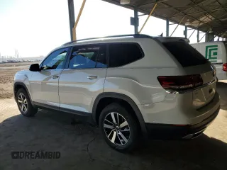 2021 Volkswagen Atlas SE with VIN 1V2DP2CA8MC501136, listed as a Copart auction lot 82998394 with 79,465 mi miles and Salvage title. Bid and sale history available at DreamBid. Image 2.
