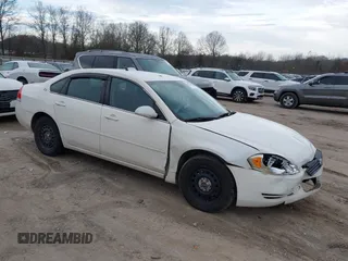 2006 Chevrolet Impala Police Pkg Police Pkg 9C1 with VIN 2G1WS551369416960, listed as a IAAI auction lot 41192910 with 192,271 mi miles. Bid and sale history available at carsss.com. Image 1.