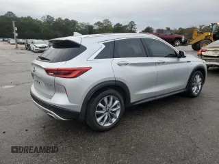 2021 Infiniti QX50 Luxe z VIN 3PCAJ5BA7MF104724, wystawiony jako Copart lot #83643884 z przebiegiem 49 300 mil mil oraz Szkoda całkowita • Salvage title. Historia ofert i sprzedaży dostępna na DreamBid. Obrazek 3.