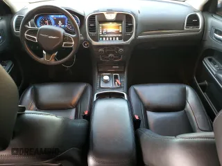 2022 Chrysler 300 Touring L with VIN 2C3CCADG1NH116171, listed as a Copart auction lot 51479035 with 21,608 mi miles and Salvage Title. Bid and sale history available at carsss.com. Image 8.