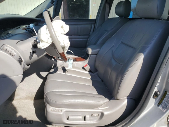 2004 Toyota Avalon XL with VIN 4T1BF28B34U365811, listed as a Copart auction lot 48694735 with 192,957 mi miles and Salvage Title. Bid and sale history available at carsss.com. Image 7.