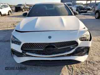 2025 Mercedes-Benz CLA 250 z VIN W1K5J4GB1SN506451, wystawiony jako Copart lot #42351085 z przebiegiem 4 240 mil mil oraz Szkoda całkowita • Salvage title. Historia ofert i sprzedaży dostępna na DreamBid. Obrazek 5.