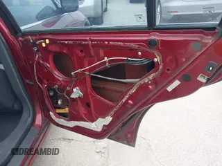 2006 Honda Accord EX-L с VIN 1HGCM56886A120998, выставлен на аукционе IAAI как лот 42329054 с пробегом 307 474 миль миль и . История ставок и продаж доступна на DreamBid. Изображение 6.