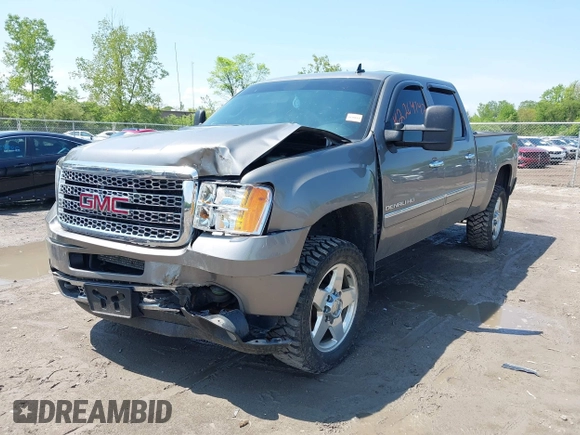 2013 GMC Sierra 2500HD Denali with VIN 1GT125E80DF154320, listed as a IAAI auction lot 42264742 with 171,013 mi miles and . Bid and sale history available at DreamBid. Image 2.