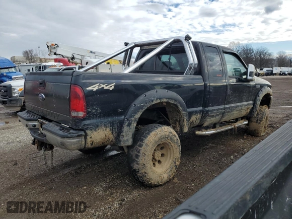 2001 Ford Super Duty F-250 XL with VIN 3FTNX21S01MA38579, listed as a Copart auction lot 45288425 with 133,912 mi miles and Salvage Title. Bid and sale history available at carsss.com. Image 3.