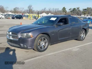 2013 Dodge Charger RT with VIN 2C3CDXCT3DH589938, listed as a IAAI auction lot 41773864 with 91,767 mi miles. Bid and sale history available at carsss.com. Image 2.