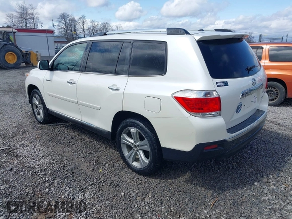 2012 Toyota Highlander Limited with VIN 5TDDK3EH6CS122455, listed as a IAAI auction lot 41824335 with 154,149 mi miles. Bid and sale history available at carsss.com. Image 3.