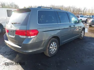 2008 Honda Odyssey EX-L with VIN 5FNRL38708B401000, listed as a IAAI auction lot 41149690 with 111,398 mi miles. Bid and sale history available at carsss.com. Image 4.