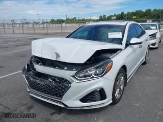 2019 Hyundai Sonata Sport with VIN 5NPE34AFXKH772292, listed as a IAAI auction lot 40466023 with 46,224 mi miles. Bid and sale history available at carsss.com. Image 6.