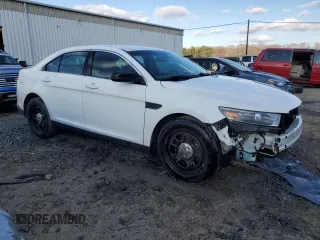 2018 Ford Police Interceptor with VIN 1FAHP2MK9JG128158, listed as a Copart auction lot 82578064 with 105,461 mi miles and Salvage title. Bid and sale history available at DreamBid. Image 4.