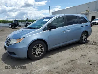 2013 Honda Odyssey EX z VIN 5FNRL5H45DB058731, wystawiony jako Copart lot #58076545 z przebiegiem 202 241 mil mil oraz Tytuł czysty. Historia ofert i sprzedaży dostępna na DreamBid. Obrazek 1.