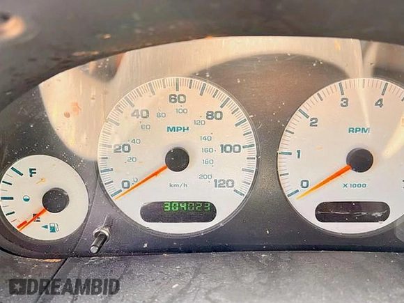 2003 Chrysler Town & Country LX with VIN 2C4GP443X3R270921, listed as a Copart auction lot 47283055 with 304,023 mi miles and Salvage title. Bid and sale history available at DreamBid. Image 9.