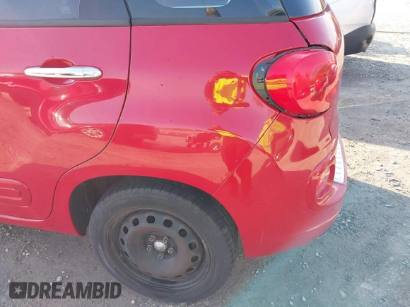 2015 FIAT 500L Pop with VIN ZFBCFAAH3FZ031045, listed as a IAAI auction lot 41727244 with 143,488 mi miles. Bid and sale history available at carsss.com. Image 19.
