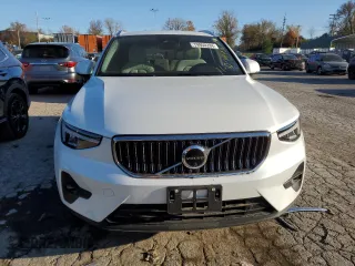 2023 Volvo XC40 Plus Bright Theme with VIN YV4L12UN9P2911905, listed as a Copart auction lot 79950284 with Not Provided miles and Salvage Title. Bid and sale history available at DreamBid. Image 5.