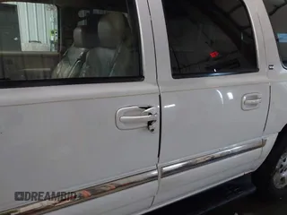 2000 GMC Yukon XL SLT with VIN 3GKEC16T7YG112844, listed as a IAAI auction lot 41374619 with 310,321 mi miles and . Bid and sale history available at DreamBid. Image 6.