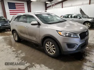 2017 Kia Sorento LX with VIN 5XYPGDA33HG296938, listed as a Copart auction lot 47851125 with 119,784 mi miles and Salvage Title. Bid and sale history available at DreamBid. Image 4.