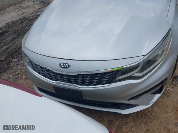 2019 Kia Optima S with VIN 5XXGT4L38KG282523, listed as a IAAI auction lot 41929453 with 261,095 mi miles. Bid and sale history available at carsss.com. Image 13.