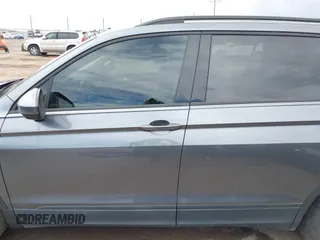 2021 Volkswagen Tiguan S with VIN 3VV0B7AX0MM017433, listed as a IAAI auction lot 42017125 with 54,624 mi miles and . Bid and sale history available at DreamBid. Image 15.