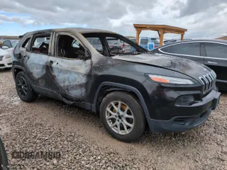 2015 Jeep Cherokee Sport z VIN 1C4PJMAB9FW564237, wystawiony jako Copart lot #51441465 z przebiegiem Nie podano mil oraz Szkoda całkowita • Salvage title. Historia ofert i sprzedaży dostępna na DreamBid. Obrazek 4.