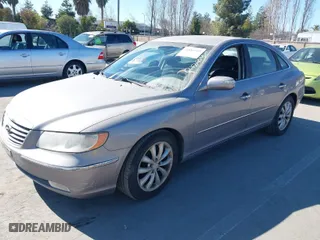 2008 Hyundai Azera Limited with VIN KMHFC46F78A289156, listed as a IAAI auction lot 41689709 with 192,480 mi miles. Bid and sale history available at carsss.com. Image 2.