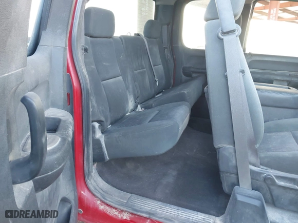 2008 Chevrolet Silverado 1500 LT w/1LT with VIN 1GCEC19018Z241255, listed as a IAAI auction lot 41473656 with 70,034 mi miles. Bid and sale history available at carsss.com. Image 8.