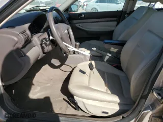 2001 Audi A4 with VIN WAUDC68DX1A105981, listed as a Copart auction lot 65834454 with 120,470 mi miles and Salvage Title. Bid and sale history available at carsss.com. Image 7.