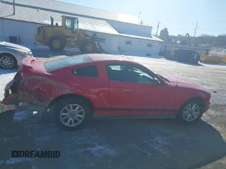 2006 Ford Mustang Standard with VIN 1ZVFT80N465261264, listed as a IAAI auction lot 41629083 with 85,945 mi miles. Bid and sale history available at carsss.com. Image 13.