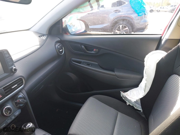 2020 Hyundai Kona SEL with VIN KM8K22AA5LU397204, listed as a IAAI auction lot 41542767 with 44,668 mi miles. Bid and sale history available at carsss.com. Image 5.