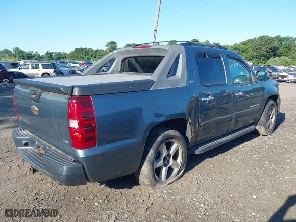2008 Chevrolet Avalanche LTZ with VIN 3GNFK12348G168207, listed as a IAAI auction lot 39784948 with 1 mi miles. Bid and sale history available at carsss.com. Image 4.