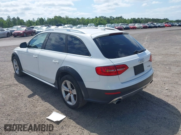 2015 Audi allroad Premium Plus with VIN WA1UFAFLXFA055527, listed as a IAAI auction lot 41760426 with 130,238 mi miles. Bid and sale history available at carsss.com. Image 3.
