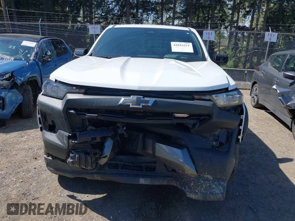 2023 Chevrolet Colorado 4WD Trail Boss with VIN 1GCPTEEK2P1203392, listed as a IAAI auction lot 42043211 with 27,589 mi miles. Bid and sale history available at carsss.com. Image 12.