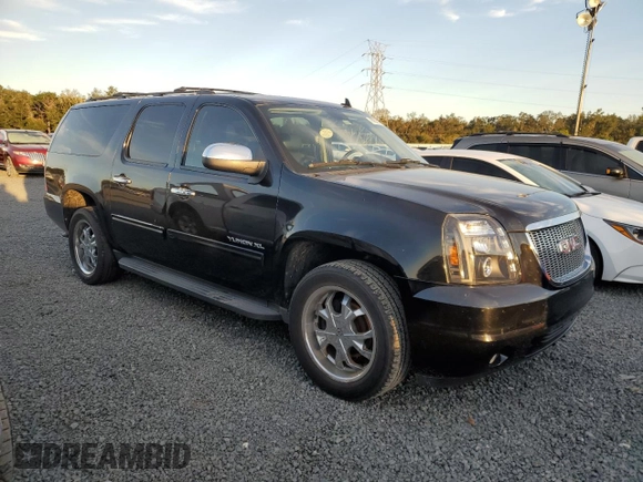 2012 GMC Yukon XL SLE with VIN 1GKS1HE07CR183334, listed as a Copart auction lot 76620054 with Not Provided miles and Salvage Title. Bid and sale history available at carsss.com. Image 4.