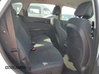 2016 Kia Sorento LX with VIN 5XYPG4A51GG020791, listed as a Copart auction lot 51502355 with 141,366 mi miles and Clean Title. Bid and sale history available at carsss.com. Image 11.