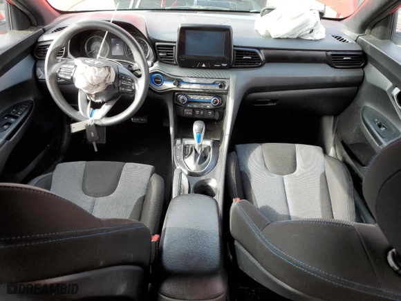 2019 Hyundai Veloster 2.0 Premium with VIN KMHTG6AF4KU011072, listed as a Copart auction lot 39301154 with 74,760 mi miles and Salvage Title. Bid and sale history available at carsss.com. Image 8.